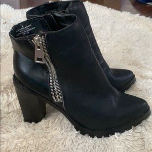 Brand new Mossimo size 8 ankle boots pointy